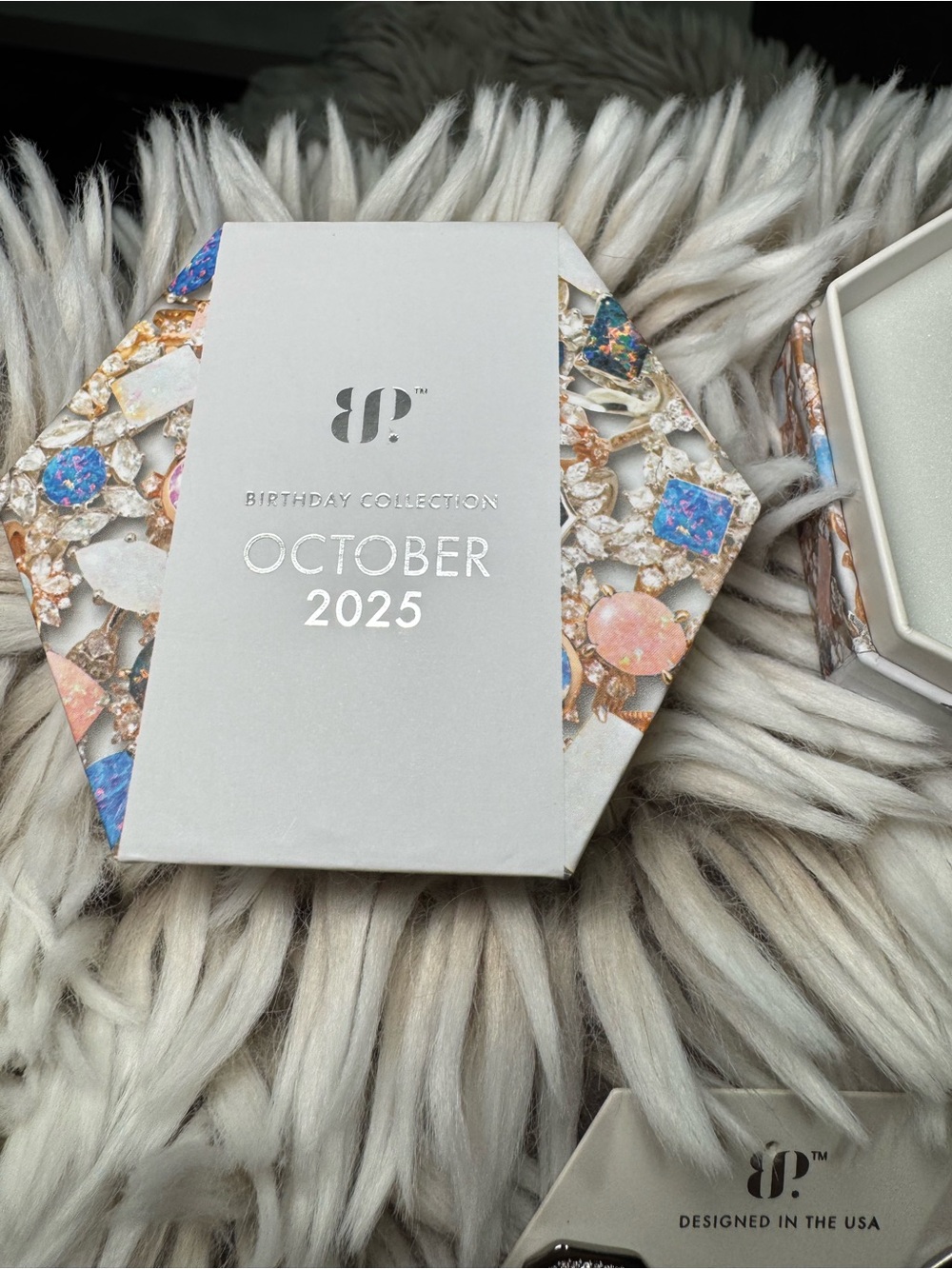 October studs - Picture 5 of 5